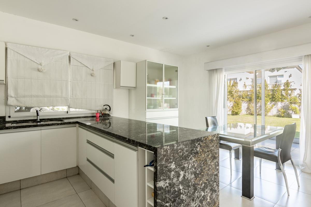 Casa de Estilo Moderno en Barrio Los Lagos en venta en Los Lagos, Nordelta - Imagen 9