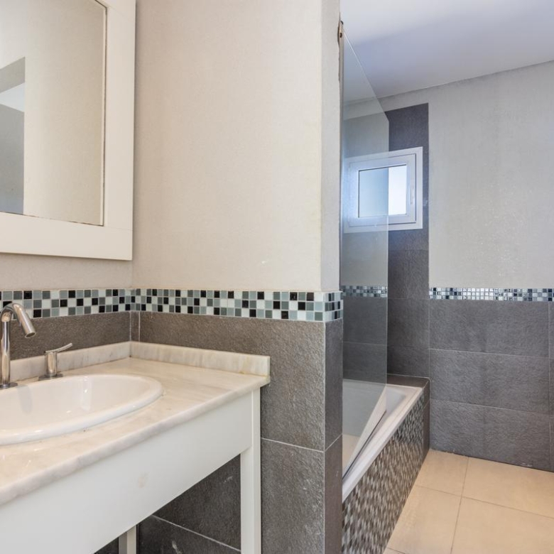 Casa de Estilo Moderno en Barrio Los Lagos en venta en Los Lagos, Nordelta - Imagen 17